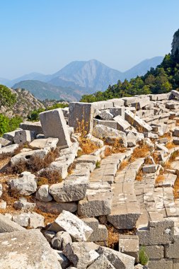 gökyüzü ve harabeleri eski tiyatro