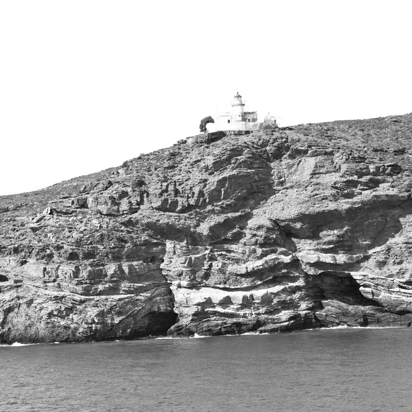 Espuma y espuma griega de las islas del barco en el Mediterráneo se — Foto de Stock