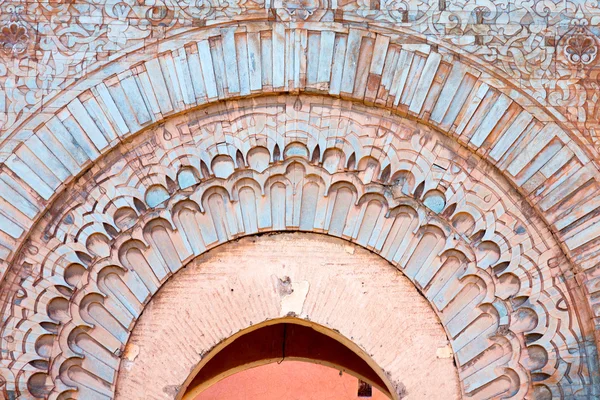 Blue  window in  construction and brown wall — Stock Photo, Image