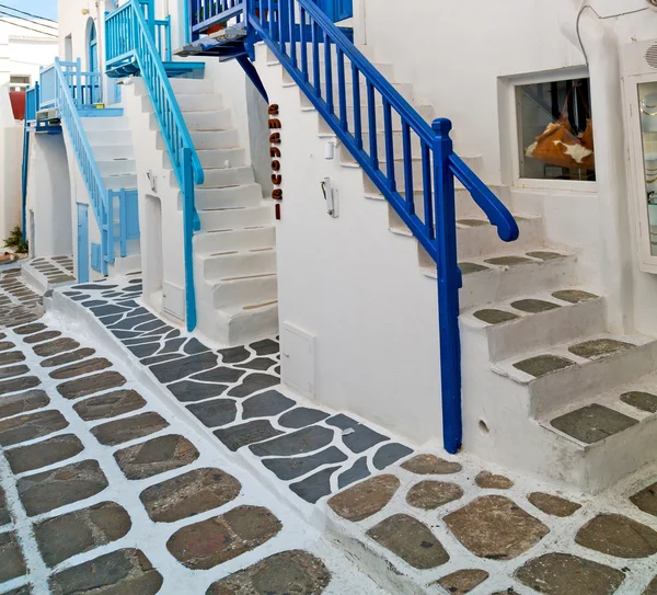 En la isla de Grecia antorini europa antigua casa y color blanco — Foto de Stock