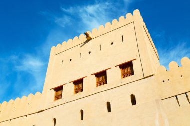 Umman Muscat eski savunma fort battlesment gökyüzü bir