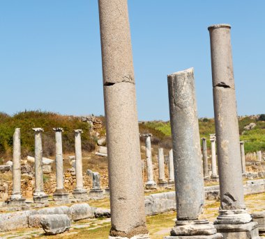  perge eski inşaat Asya Türkiye'de sütun ve roma