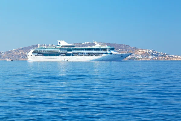 地中海のギリシャの島クルーズします。 — ストック写真