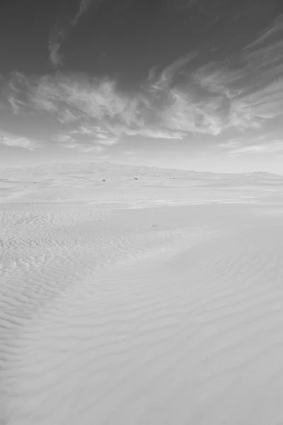 In oman vecchio deserto strofinare al khali il quartiere vuoto e s all'aperto — Foto Stock