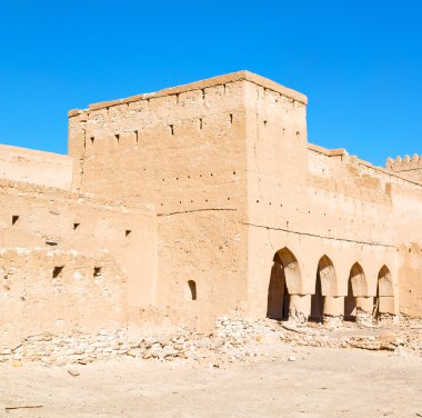 Umman Muscat eski savunma fort battlesment gökyüzü bir