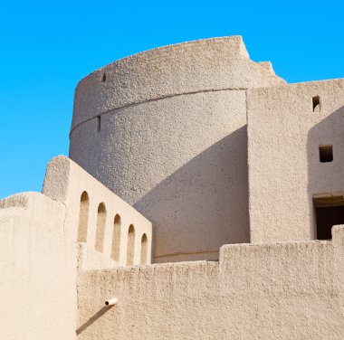 Umman Muscat eski savunma fort battlesment gökyüzü bir