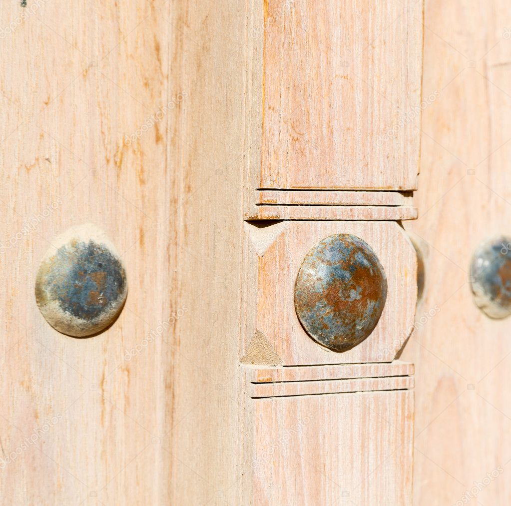 オマーン古いアンティーク ドア テクスチャと抽象背景ラインで ストック写真 C Lkpro