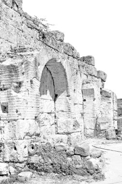  Bush kapısı Atina eski sütun taş yapılar 