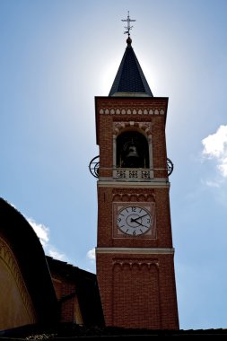  güneşli bir gün milan eski soyut İtalya güneş ışını