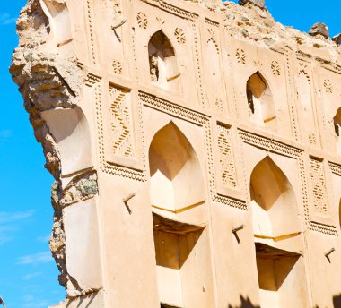 Umman Muscat eski savunma fort battlesment gökyüzü bir