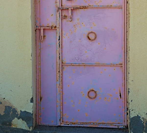 Στο Ομάν παλιά ξύλινη πόρτα — Φωτογραφία Αρχείου