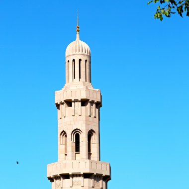 Umman muscat oteli eski Camii Minare ve din gökyüzü temizleyin