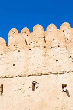 Umman Muscat eski savunma fort battlesment gökyüzü bir