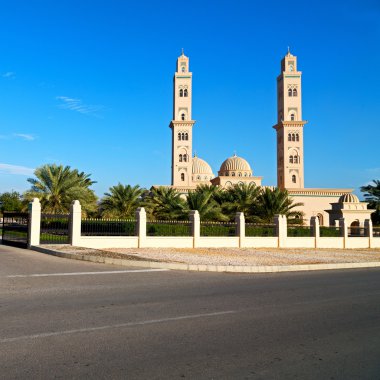 Umman muscat oteli eski Camii Minare ve din gökyüzü temizleyin
