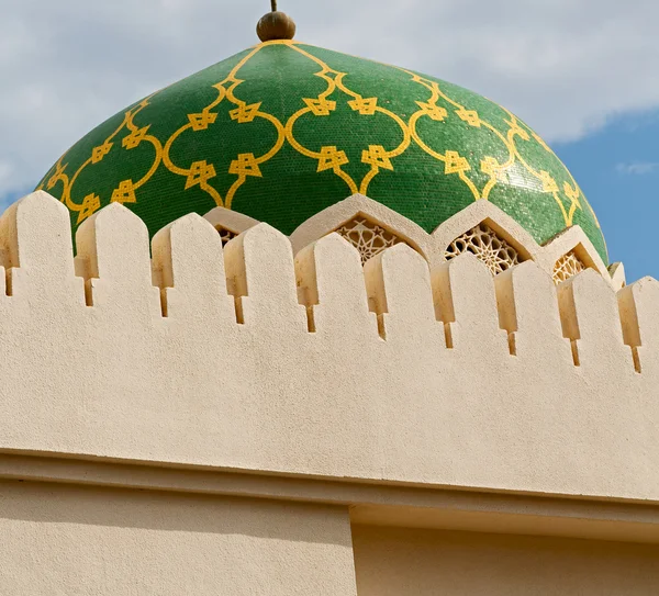 In oman muscat the old mosque minaret and religion in clear sky — Stock Photo, Image