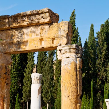 ve Roma Tapınağı geçmiş pamukkale eski İnşaat olarak