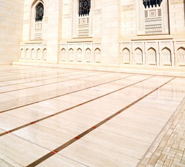 Umman muscat oteli eski Camii Minare ve din gökyüzü temizleyin