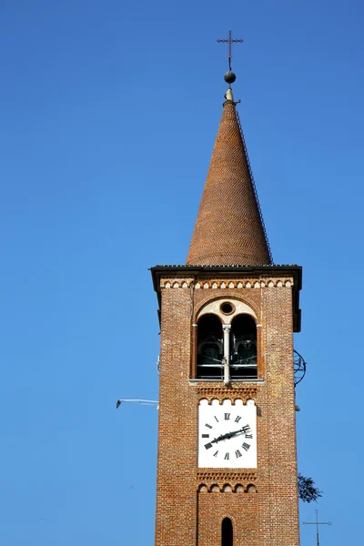 Busto arsizio le clocher de l'église murale journée ensoleillée — Photo