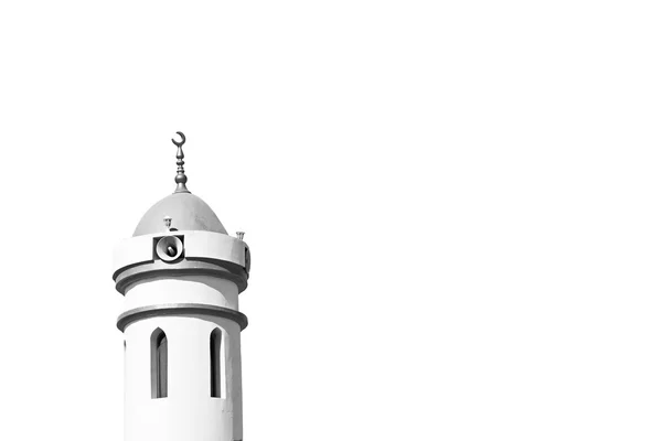 In oman muscat il vecchio minareto moschea e la religione in cielo aperto — Foto Stock