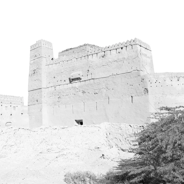 Dans oman muscat le vieux fort défensif battement ciel a — Photo