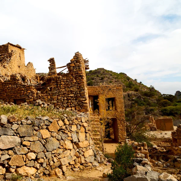 En oman montaña la vieja casa abandonada del arco del pueblo y cl —  Fotos de Stock