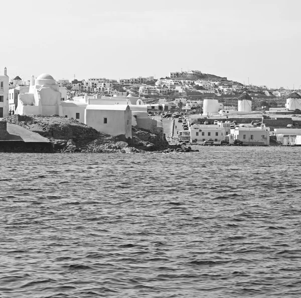 Historia vieja en el puerto de la isla de Cícladas y el barco santorini naksos —  Fotos de Stock