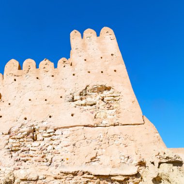 Umman Muscat eski savunma fort battlesment gökyüzü bir