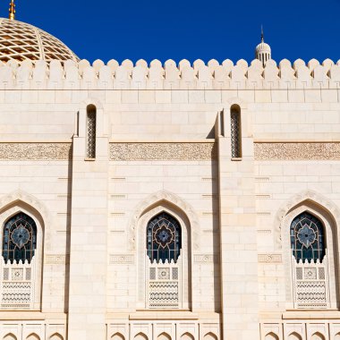 Umman muscat oteli eski Camii Minare ve din gökyüzü temizleyin
