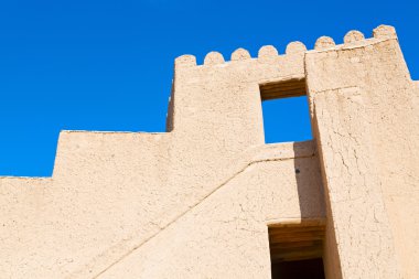 Umman Muscat eski savunma fort battlesment gökyüzü bir