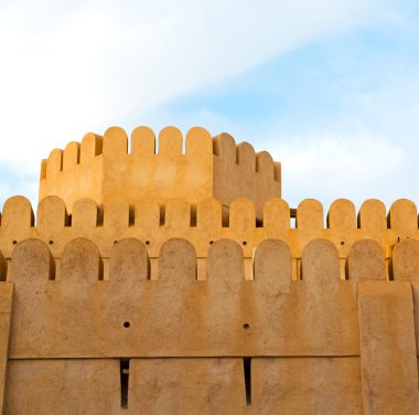 Umman Muscat eski savunma fort battlesment gökyüzü bir