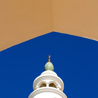 Umman muscat oteli eski Camii Minare ve din gökyüzü temizleyin