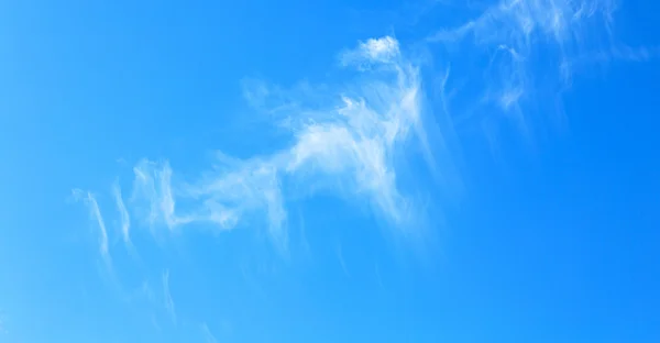 オマーンふわふわ曇り空と空の空間 — ストック写真