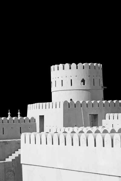 W oman, muscat stare niebo obronny fort battlesment — Zdjęcie stockowe