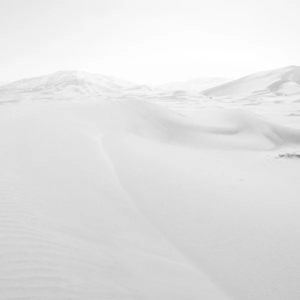 V Ománu starý poušť rub al Kali prázdné čtvrtletí a venkovní — Stock fotografie