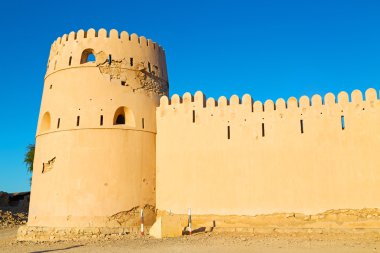 Umman Muscat eski savunma fort battlesment gökyüzü bir