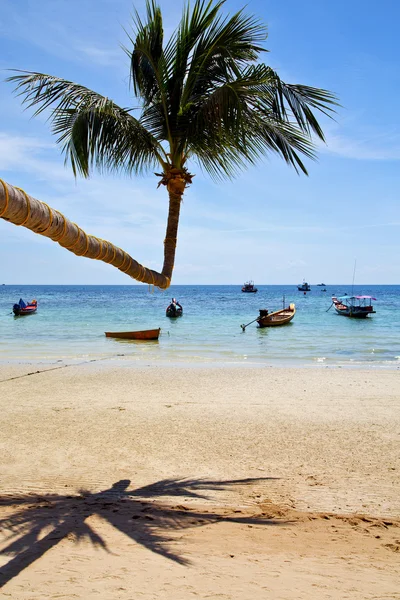 Asie ostrově kho phangan Thajsko bay Beach skály člun — Stock fotografie