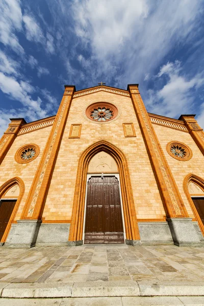 ヴィラコルテッセイタリア教会は古いドアを尊重 — ストック写真