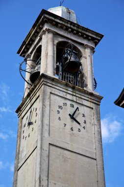 Cardano al campo eski soyut İtalya