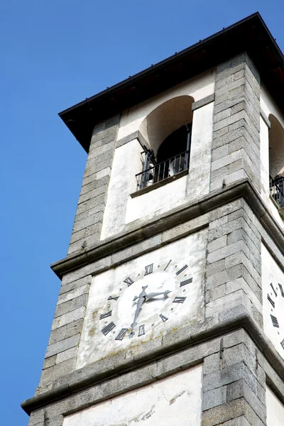 Alte und Kirchturmglocken am sonnigen Tag — Stockfoto