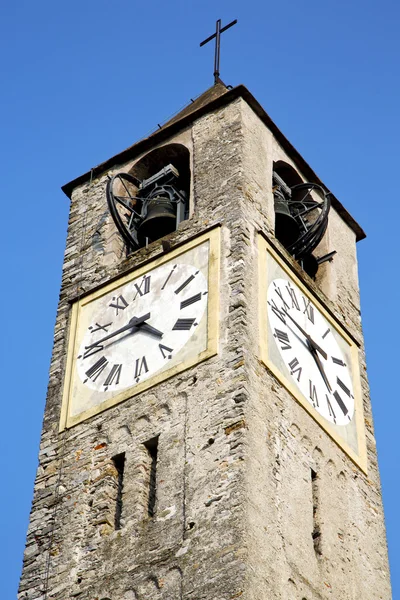 Cadrezzate abstrato velho em itália a torre de igreja de parede — Fotografia de Stock