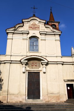 Eski kilise kapalı tuğla kule kaldırım ital karbonat