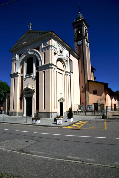 Cairate in  the old   church — Stock Photo, Image