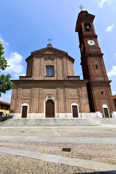 W Torino stary kościół zamknięty Cegła wieża chodniku ital — Zdjęcie stockowe