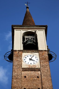 mozzate içinde eski soyut ve kilise bell güneşli gün m kule