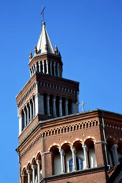 Subiu janela Itália lombardia na torre castellanza — Fotografia de Stock