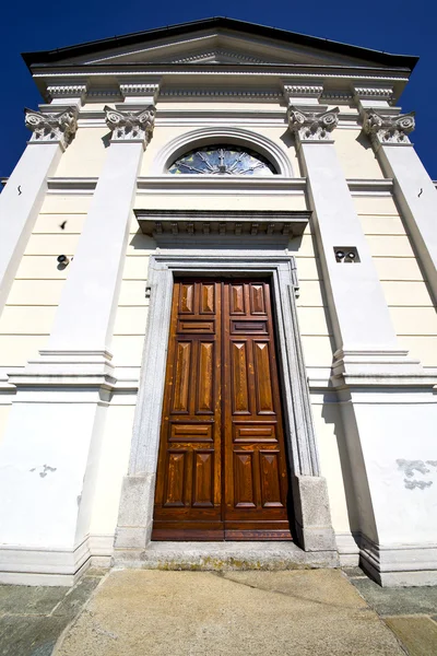 Church  in  the sumirago old   closed   sidewalk italy — Stock Photo, Image