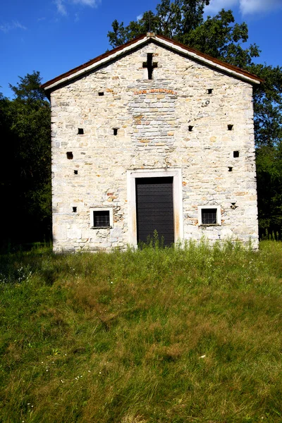 Italia lombardia nell'arsago seprio vecchia chiesa chiusa — Foto Stock