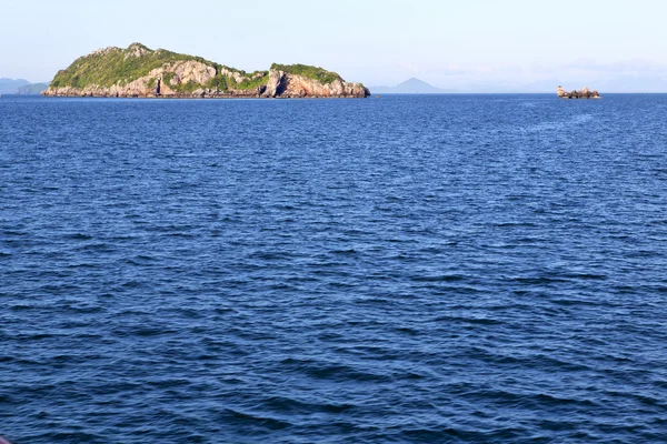 アジア ミャンマー lomprayah 湾島岩泡 — ストック写真