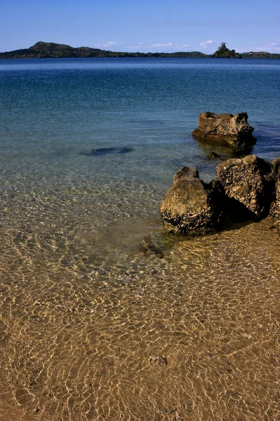 Rocks in mamoko bay — Stock Photo, Image