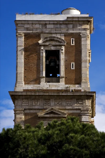 Torre e campana — Foto Stock